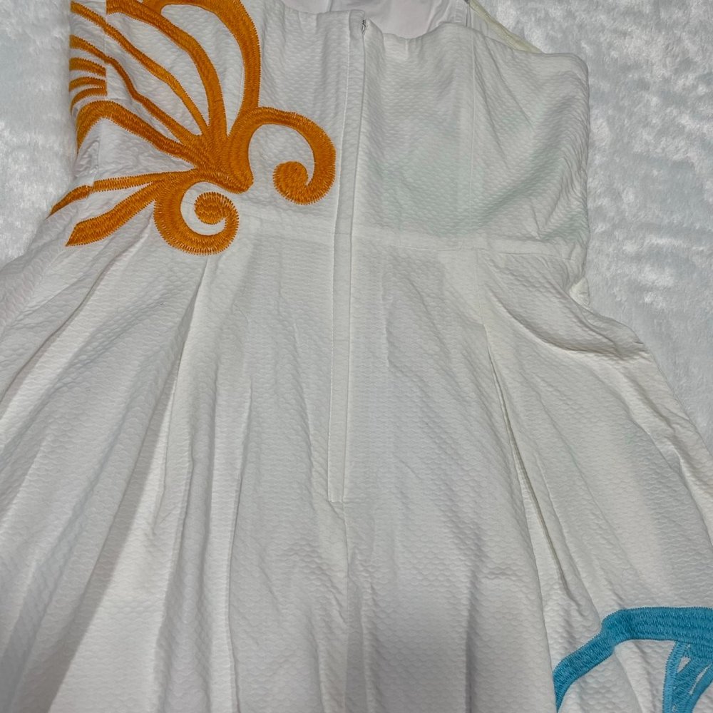 Lilly Pulitzer White Embroidered Strapless Dress - Picture 4 of 9